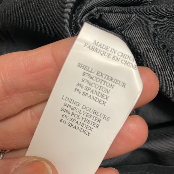 Theory sheath style lbd with front pockets - Picture 11 of 11